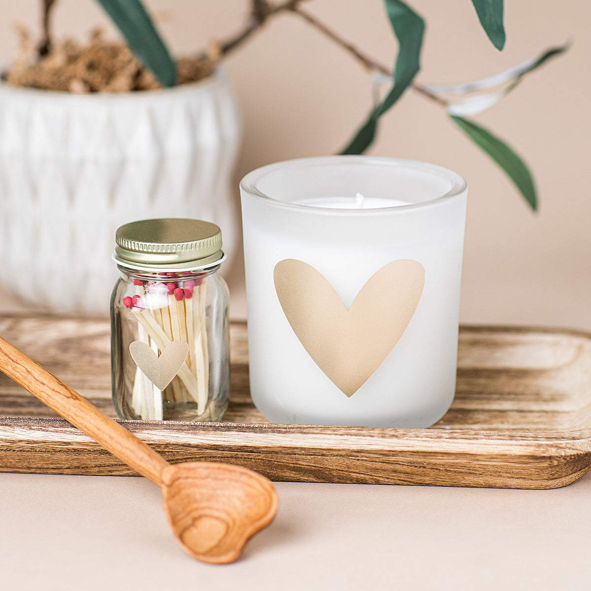 heart candle (mahogany shea & cashmere) WS